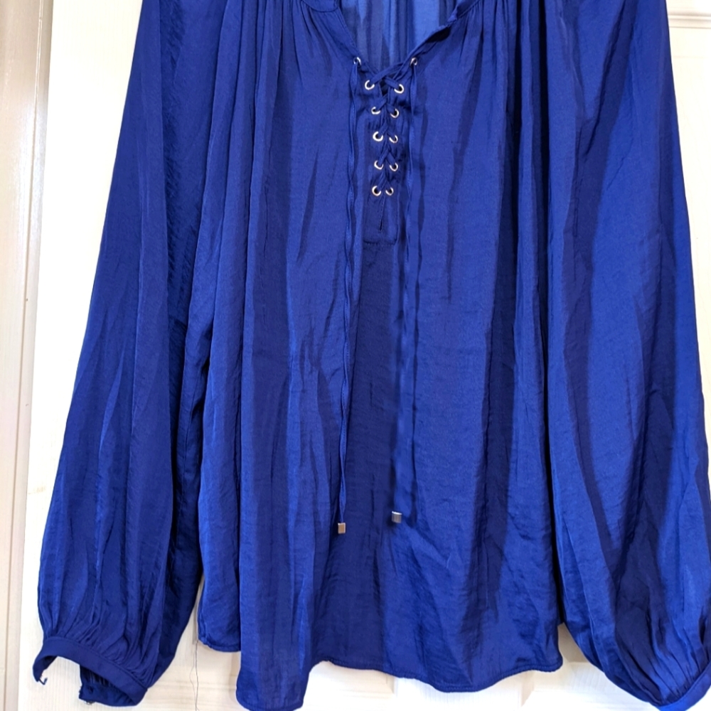 Long sleeve blouse